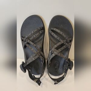 Chacos ZX1 Hugs and Kisses Black and White speckled pattern Girl's size 5